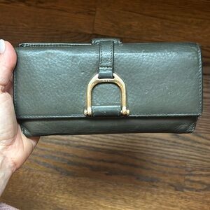 Authentic leather Gucci wallet